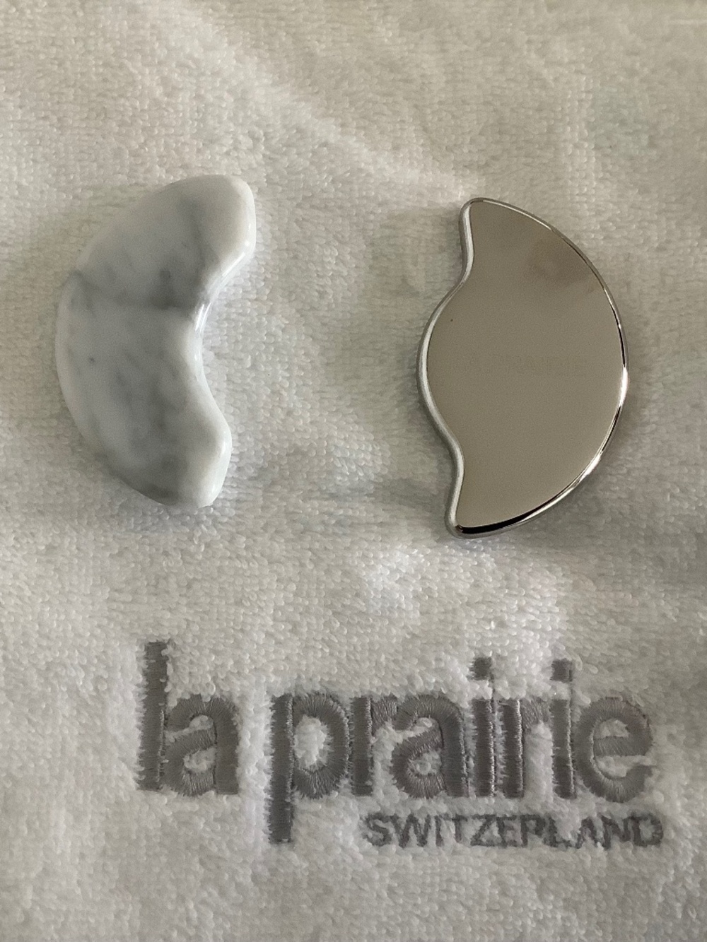 LA PRAIRIE Facial Massage Tool of Marble and Stainless Steel NEW